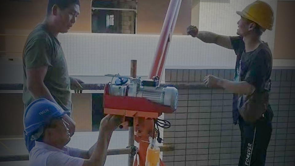 工程門窗幕墻滲水怎么處理？來看看樓上樓門窗的小技巧