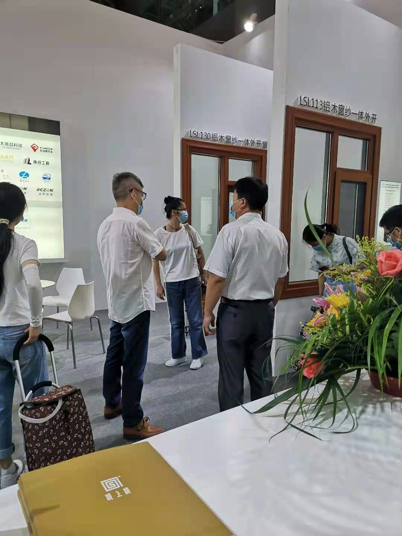 2021廣州建博會 | 樓上樓健康鋁木系統(tǒng)門窗精彩回顧！